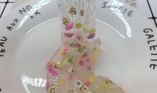 衣服上有水晶泥怎么洗掉