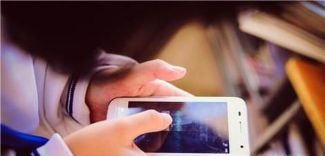 青少年过度沉迷网络小说的危害