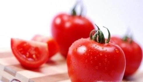 西红柿生吃好还是熟吃好