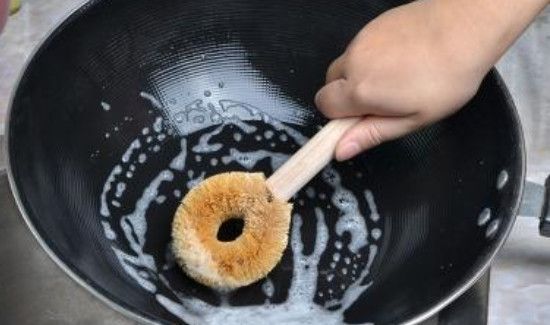 铸铁锅如何开锅