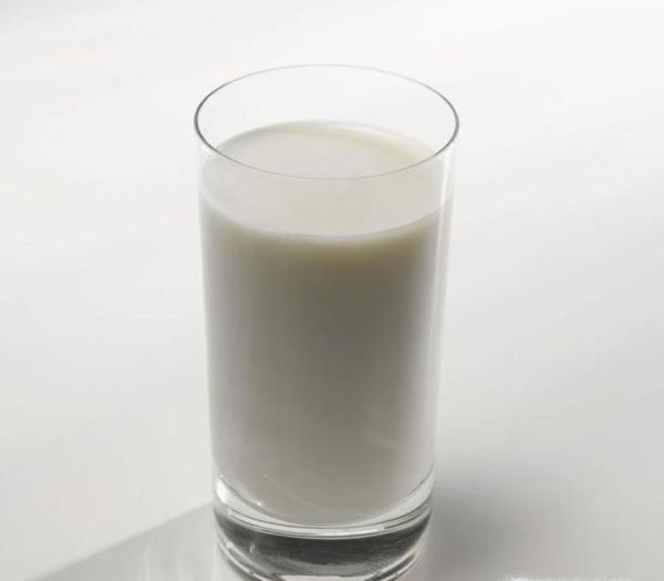 牛奶喝多了会长胖，多多注意？