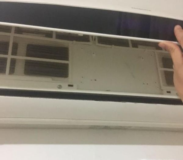空调过滤网如何拆卸、清洗