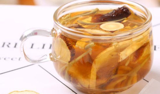 甘草金银花泡水的禁忌