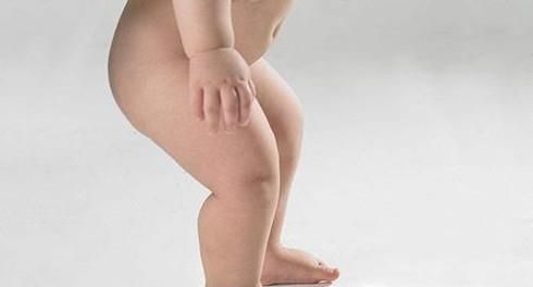 如何减少出现静电现象？