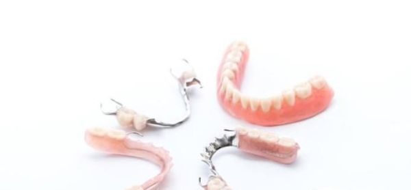 拔牙之后需要注意些什么？