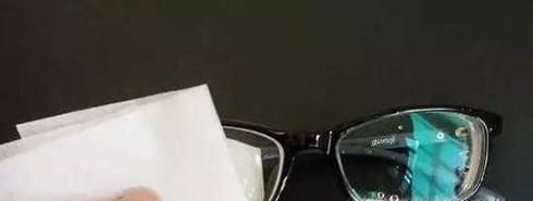 眼镜镜片应该怎么保养？