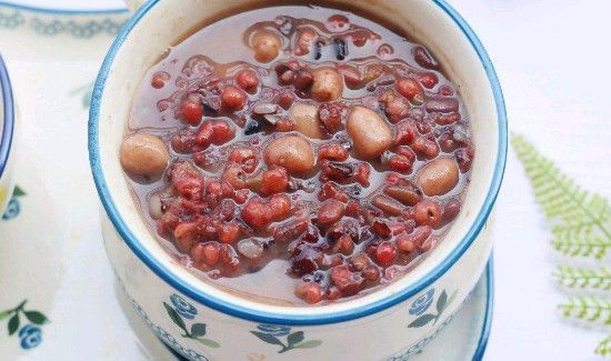 红豆薏米莲子粥的禁忌