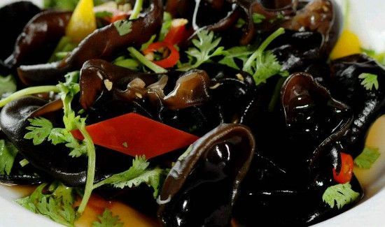 木耳泡了一晚上有毒吗