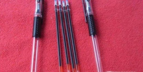 中性笔断油后继续书写