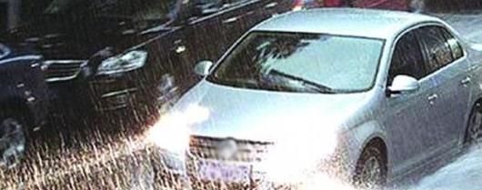 白色车漆有锈点怎么办