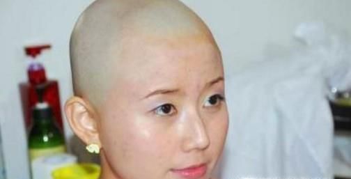 被嘲笑剪的短发太丑该怎么应对？