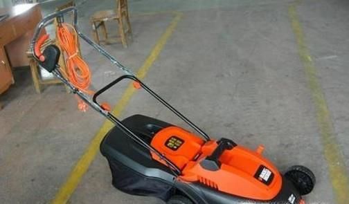 使用割草机时需要注意哪些要点？