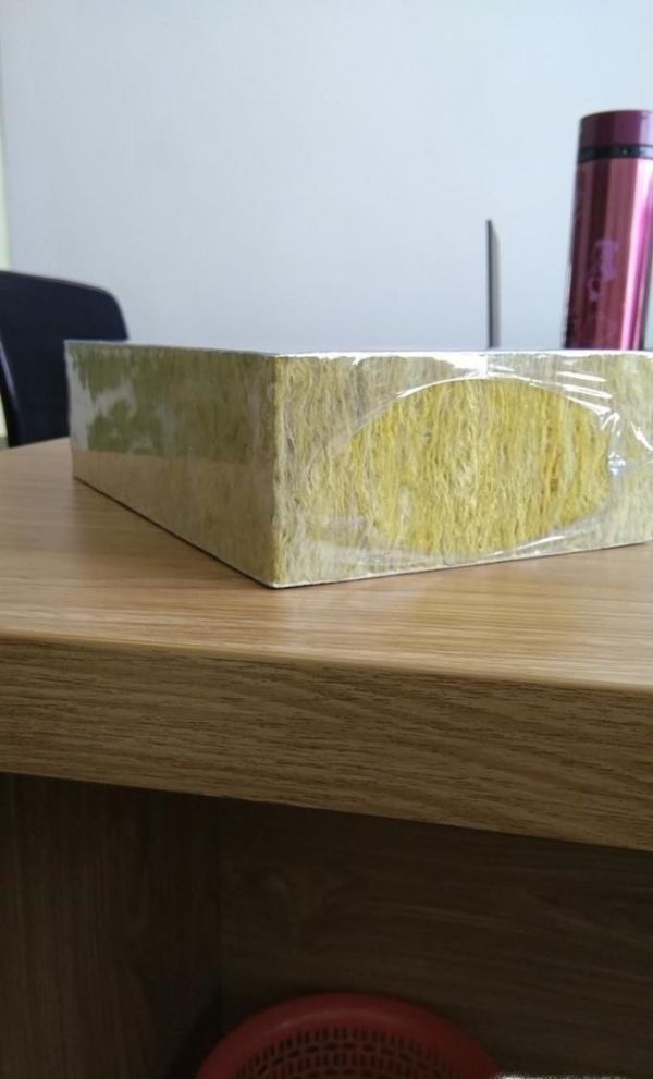 如何分辨岩棉的好坏