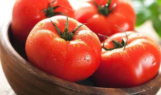 小白菜和西红柿能一起吃吗