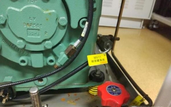 如何回收空调制冷剂