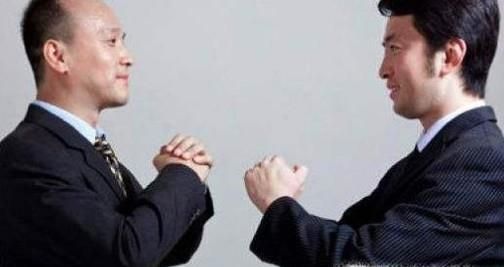 脸皮薄的人会显现出哪些表现？