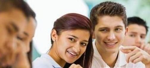 为什么很多人喜欢在背后对别人说三道四？