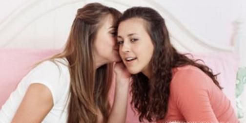 为什么很多人喜欢在背后对别人说三道四？