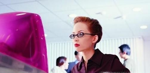 性格上过于敏感会有哪些表现？