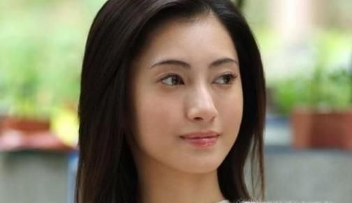 一个人太过于独特，行为上会有哪些表现？