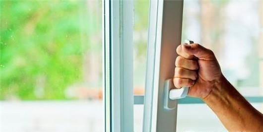 被螨虫咬了有什么症状？夏季如何预防螨虫？