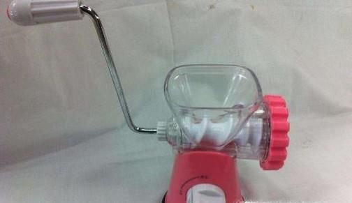 如何挑选手动绞肉机？