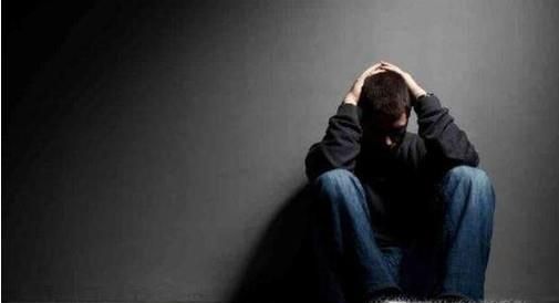 为什么很多人走投无路的时候会报复社会？