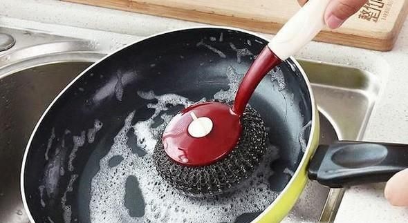 买煎锅什么材质好？使用煎锅要注意什么？