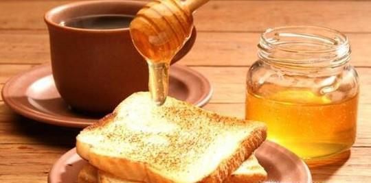 晚上失眠怎么办？失眠吃什么食物好