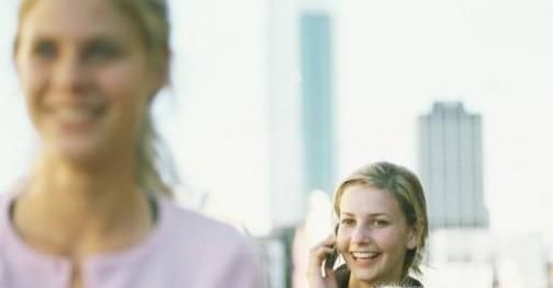 为什么有的人不知不觉起来走动着接电话？