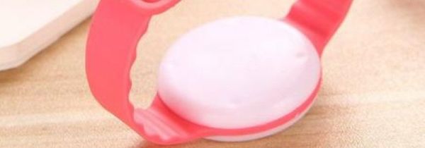 防蚊扣里面是什么成分有毒吗