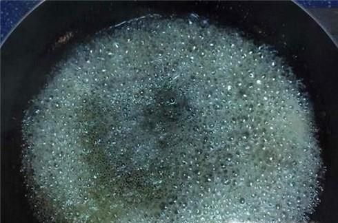 家用炒菜锅粘锅怎么办怎样才能不粘锅