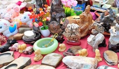 广场摆摊卖什么好