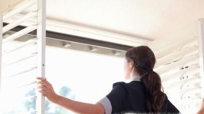 屋内太潮湿怎么办？