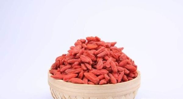 如何辨别枸杞是否被硫磺熏过