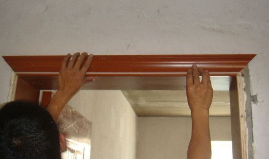 如何在旧门框上包门套