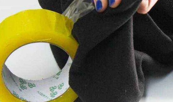 洗衣服卫生纸粘到了毛衣上怎么办