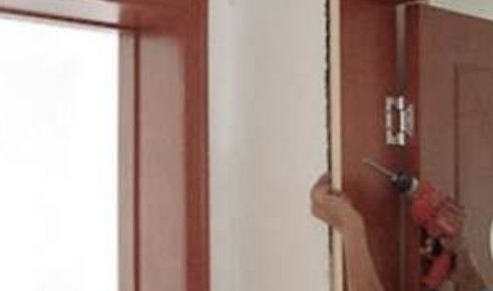 如何在旧门框上包门套