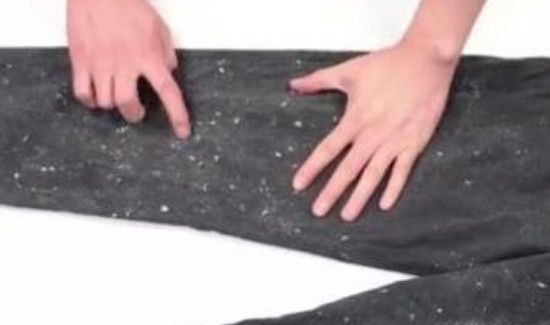 洗衣服卫生纸粘到了毛衣上怎么办