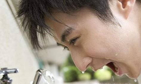 高中生如何防止上课犯困？