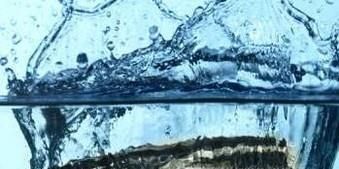 手机掉水里后怎么办？如何处理？