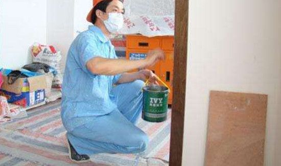 门框被白蚁蛀空了可以补吗