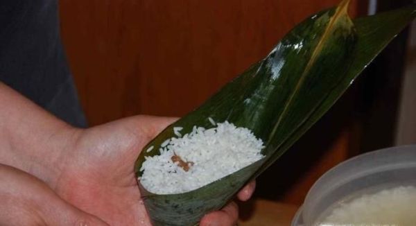 端午节教你怎样包出好吃的粽子