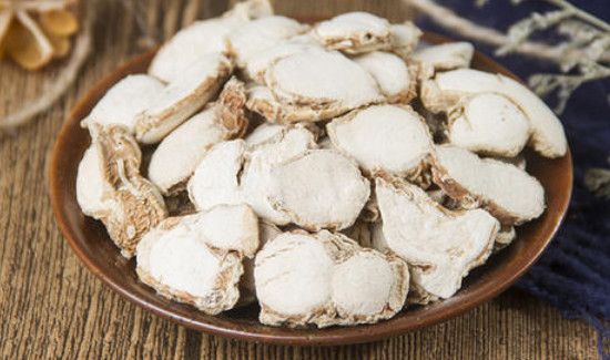 沙姜发芽了还能吃吗