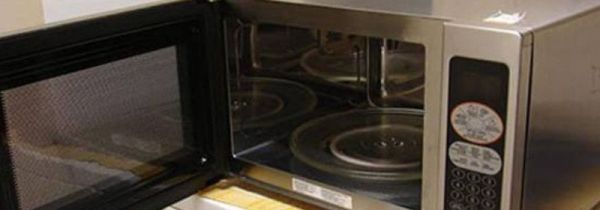 微波炉冒烟是怎么回事