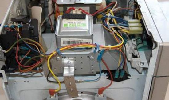 微波炉冒烟是怎么回事