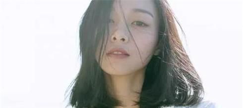 额头发际线高怎么办