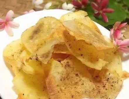 花样土豆：炸薯片