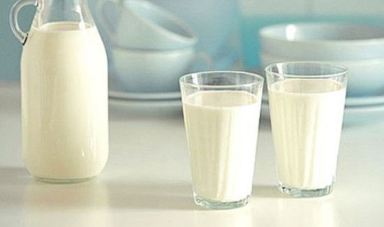 大虾和牛奶能一起吃吗