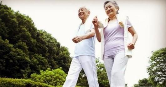 如何正确健康走步？每天万步走小心双腿残疾！